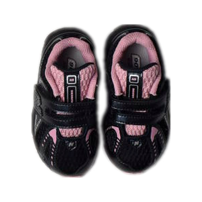 A Black Sneakers from New Balance in size 12-18M for girl. (Back View)