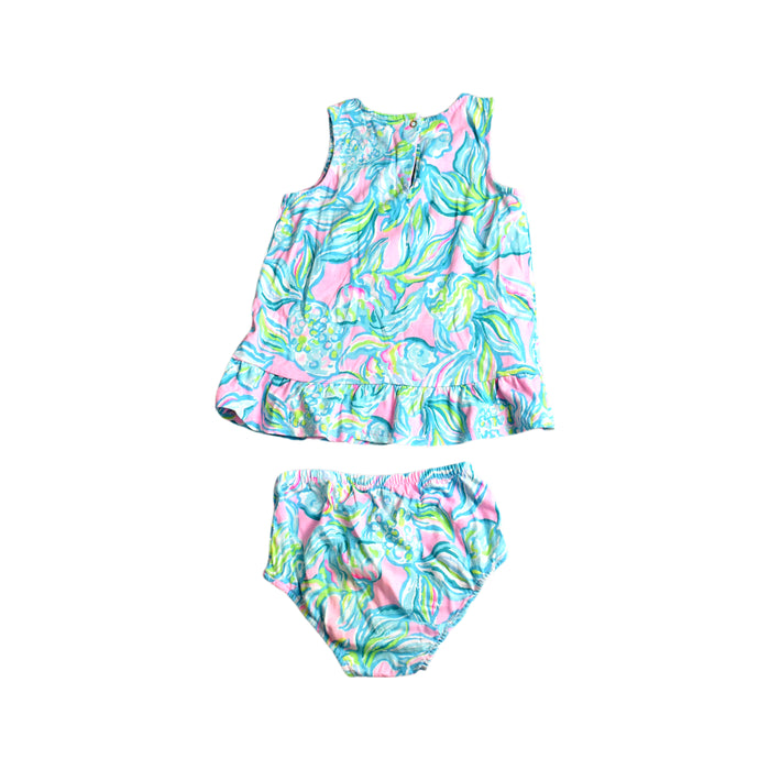 A Multicolor Shorts Sets from Lilly Pulitzer in size 18-24M for girl. (Back View)