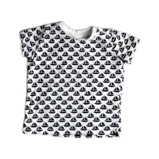 A White Short Sleeve T Shirts from Seed in size 0-3M for boy. (Front View)