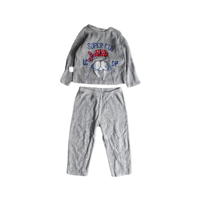 A Grey Pants Sets from La Compagnie des Petits in size 3T for boy. (Front View)