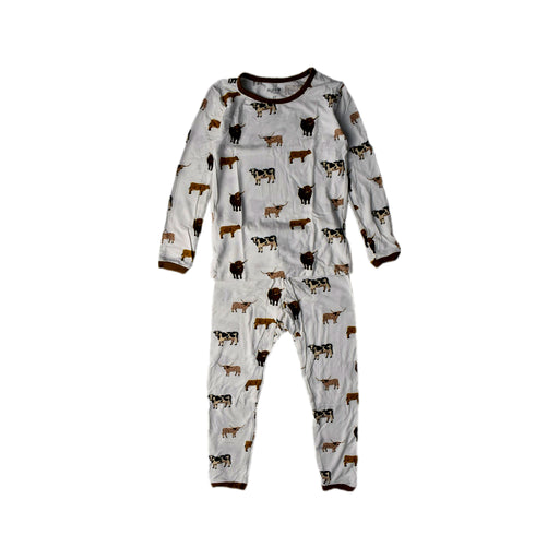 A White Onesies from Kite in size 4T for neutral. (Front View)