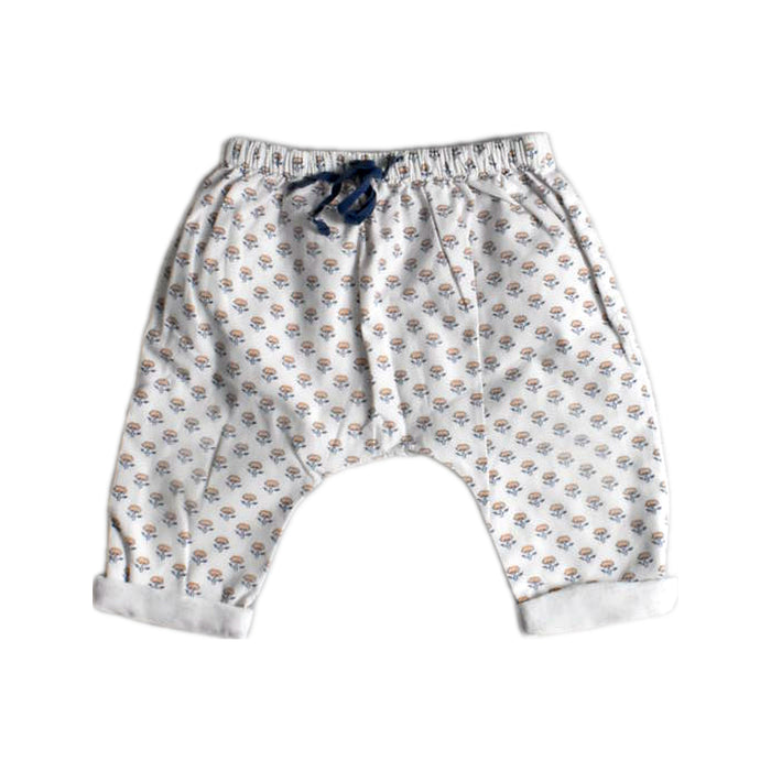 A White Casual Pants from Cyrillus in size 3-6M for boy. (Front View)