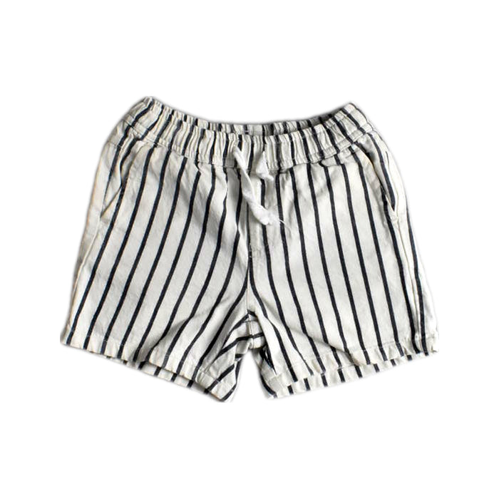 A White Shorts from Seed in size 3T for boy. (Front View)