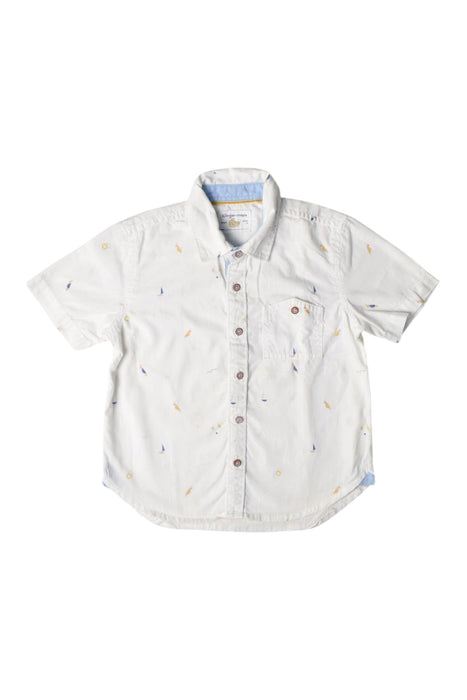A White Short Sleeve Shirts from Gingersnaps in size 4T for boy. (Front View)