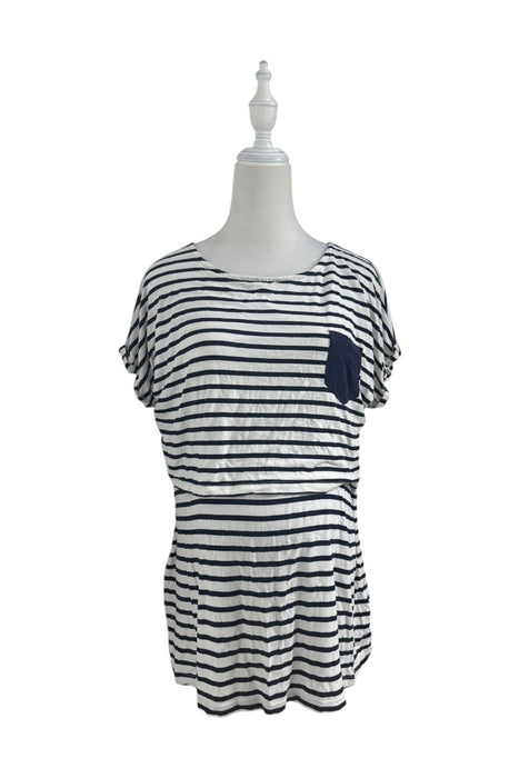A Navy Short Sleeve Tops from Jojo Maman Bébé in size Maternity-S for maternity. (Front View)