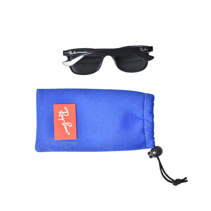 A Black Sunglasses from Ray-Ban in size S for neutral. (Back View)