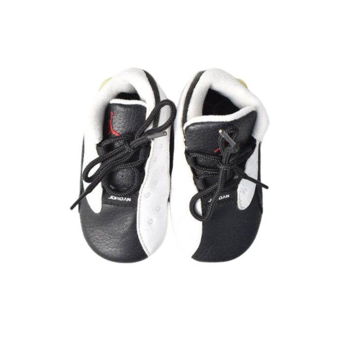 A White Sneakers from Air Jordan in size 12-18M for boy. (Back View)