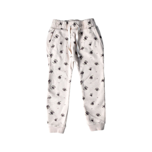 A White Sweatpants from Jamie Kay in size 3T for girl. (Front View)