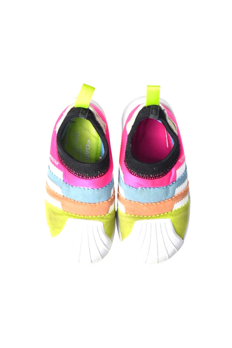 A Multicolour Sneakers from Adidas in size 18-24M for girl. (Back View)