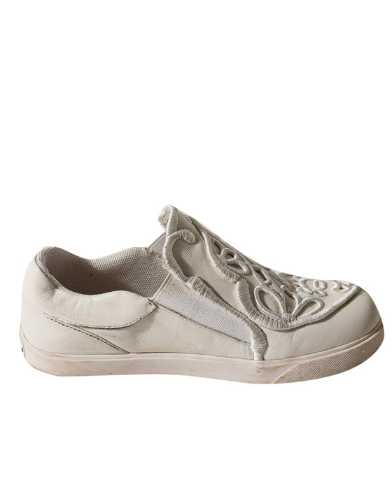 A White Slip Ons from Sophia Webster in size  for girl. (Back View)