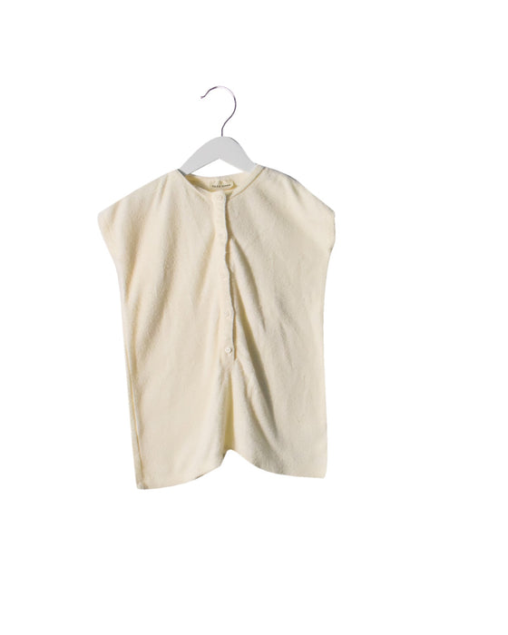 A Ivory Sleeveless Rompers from Zulu & Zephyr in size 2T for girl. (Front View)