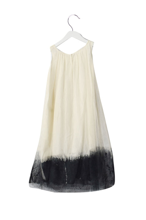 A White Sleeveless Dresses from Bonpoint in size 4T for girl. (Back View)