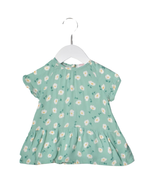 A Green Short Sleeve Dresses from Amelia in size 12-18M for girl. (Front View)
