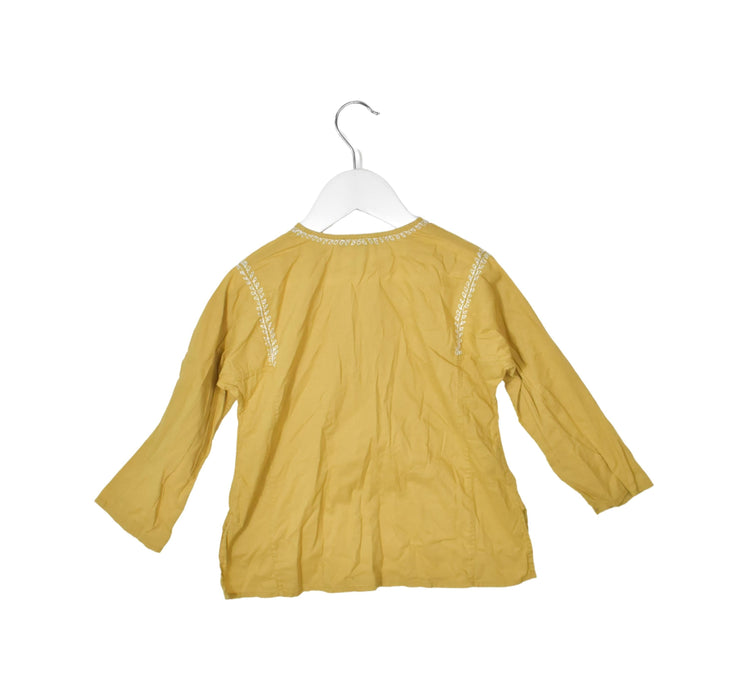 A Yellow Long Sleeve Tops from Bonpoint in size 4T for boy. (Back View)