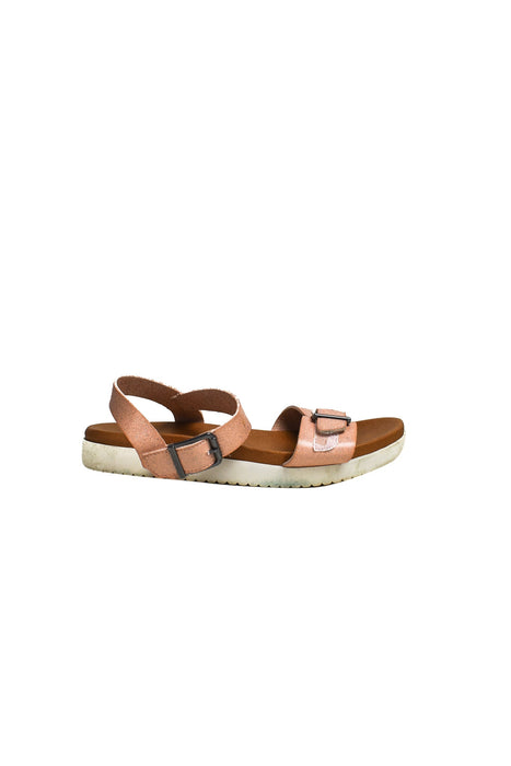 A Pink Sandals from LMDI Collection in size 10Y for girl. (Front View)