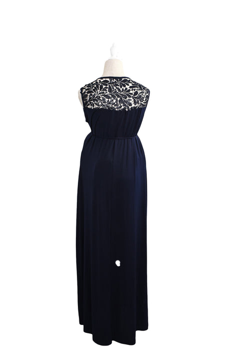 A Navy Sleeveless Dresses from Olian in size M for maternity. (Back View)