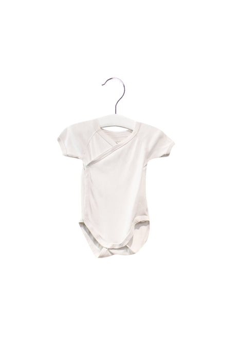 A White Short Sleeve Bodysuits from Petit Bateau in size 6-12M for neutral. (Back View)