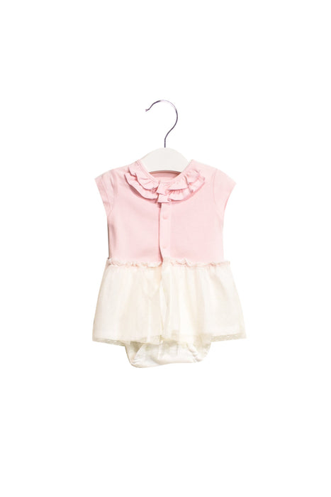 A  Sleeveless Dresses from No Brand in size 0-3M for girl. (Front View)